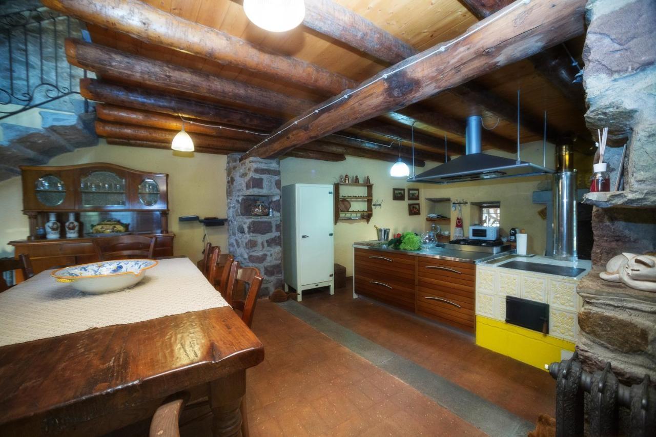 VILLA D'EPOCA le CAPÈLE Gratacasolo Extérieur photo